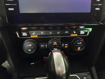 Volkswagen Passat Variant 1.6 TDI SCR DSG Business 2019