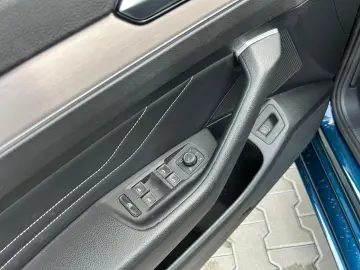 Volkswagen Passat Variant 1.6 TDI SCR DSG Business 2019