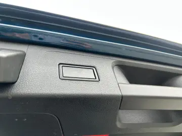 Volkswagen Passat Variant 1.6 TDI SCR DSG Business 2019