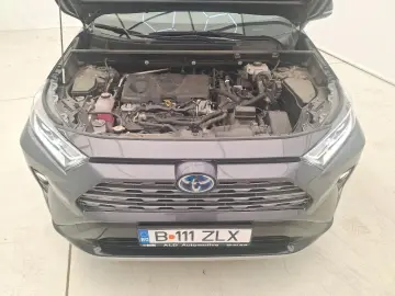 RAV4 - 35.000 KM - Garantie 10 ani