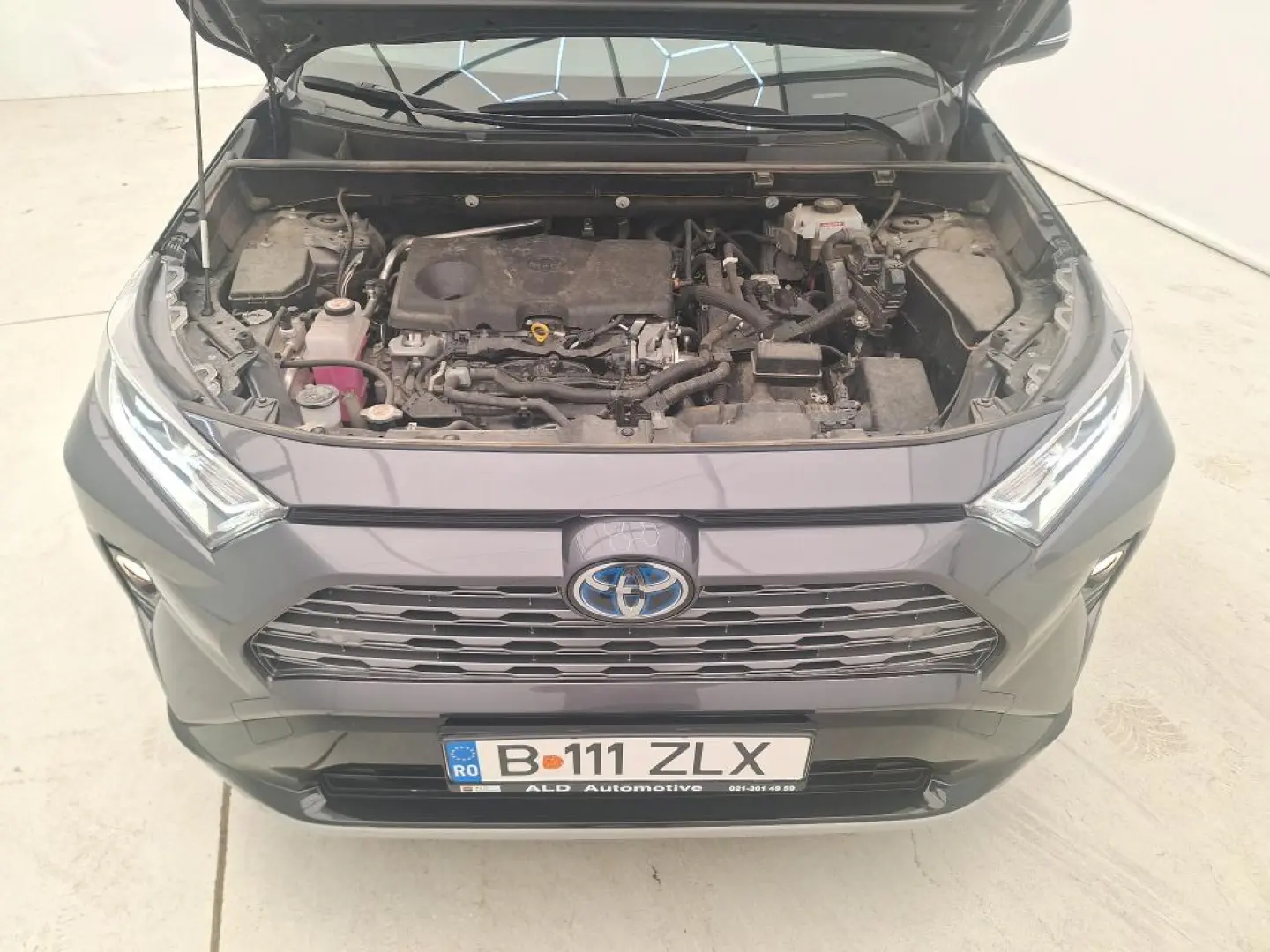 RAV4 - 35.000 KM - Garantie 10 ani