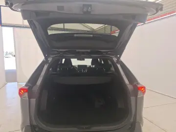 RAV4 - 35.000 KM - Garantie 10 ani