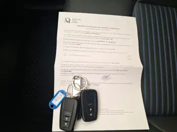 RAV4 - 35.000 KM - Garantie 10 ani