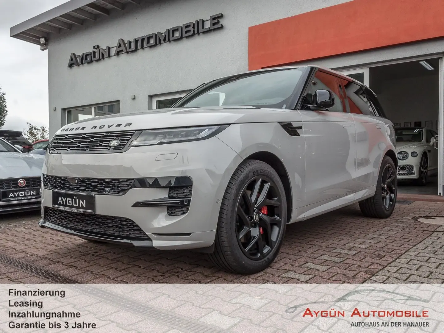 Range Rover Sport P460e Dynamic SE*Pano*AHK*22