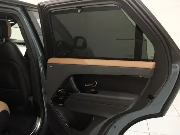 Range Rover Sport P550e Hybrid Autobiography AHK
