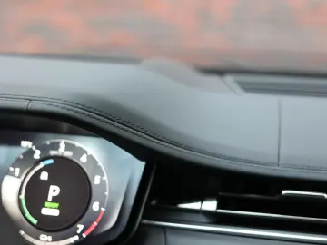 Range Rover P460e HSE *Pano*HUD*360cam*