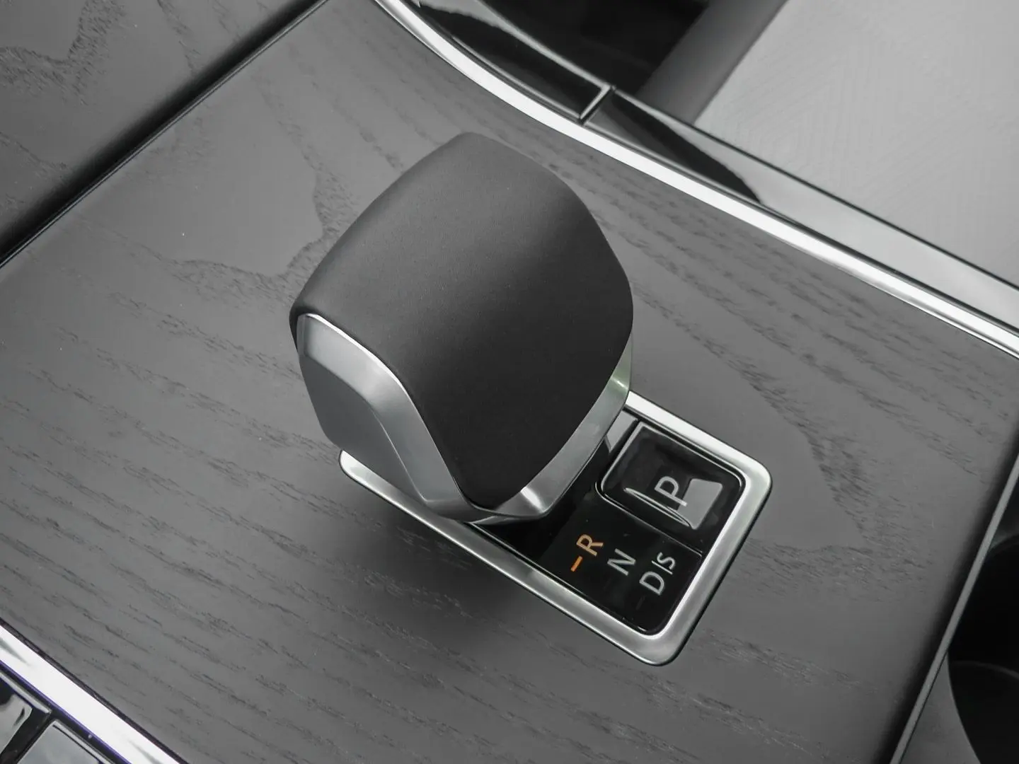 Range Rover Velar Dynamic HSE P400 HUD Luftfeder