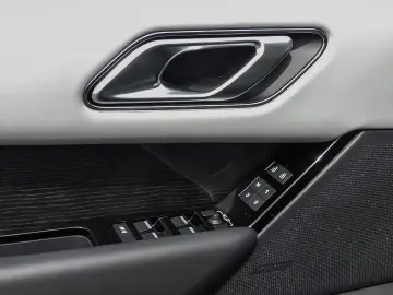 Range Rover Velar Dynamic HSE P400 HUD Luftfeder