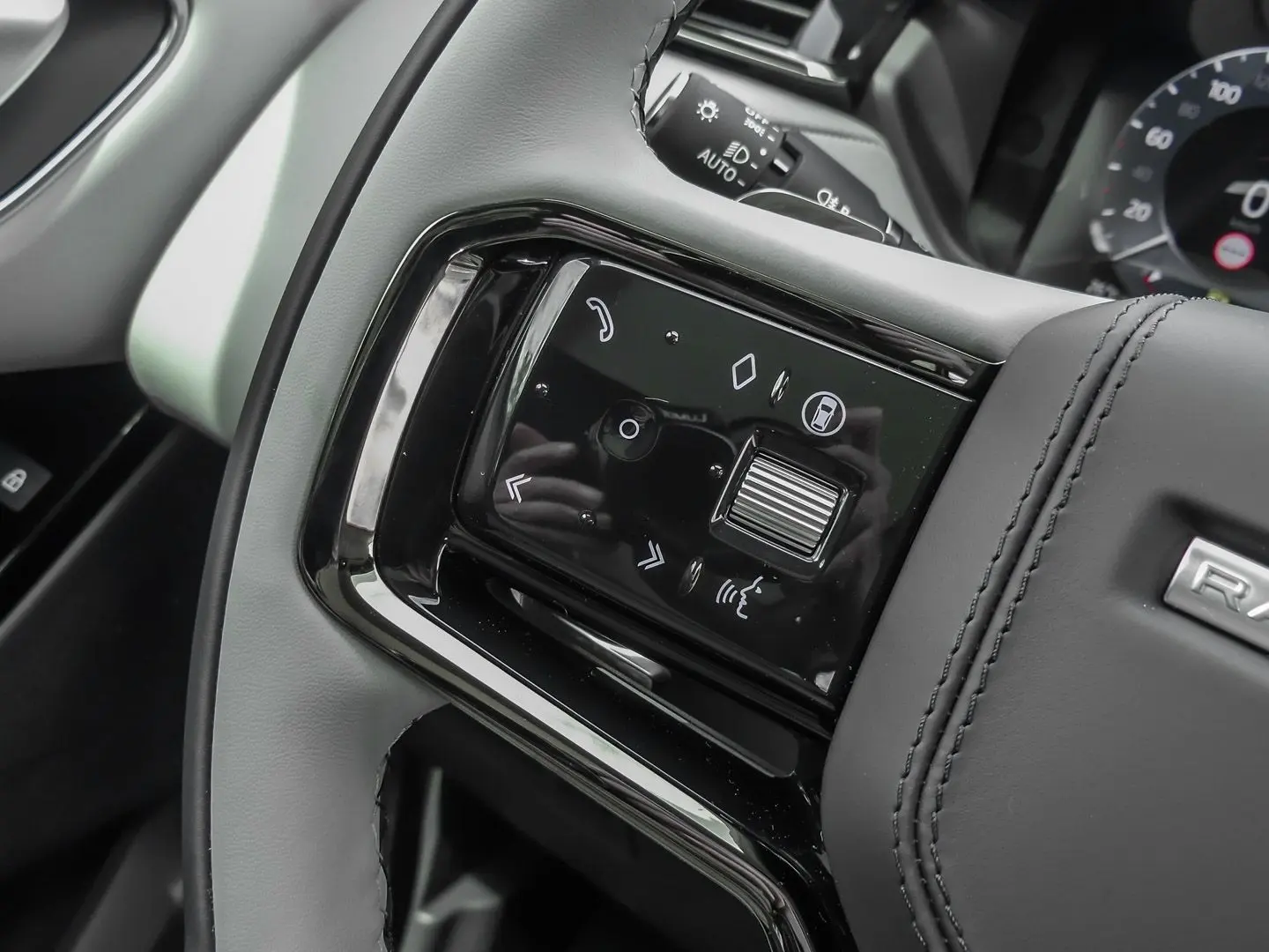 Range Rover Velar Dynamic HSE P400 HUD Luftfeder