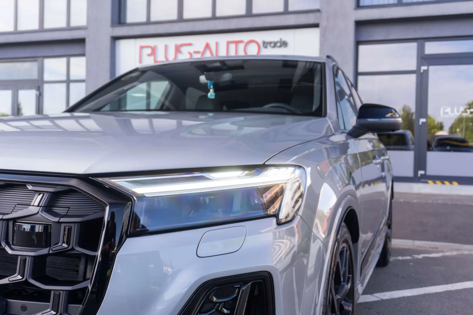 Audi Q7 S-Line 50TDI Quattro 5 seats