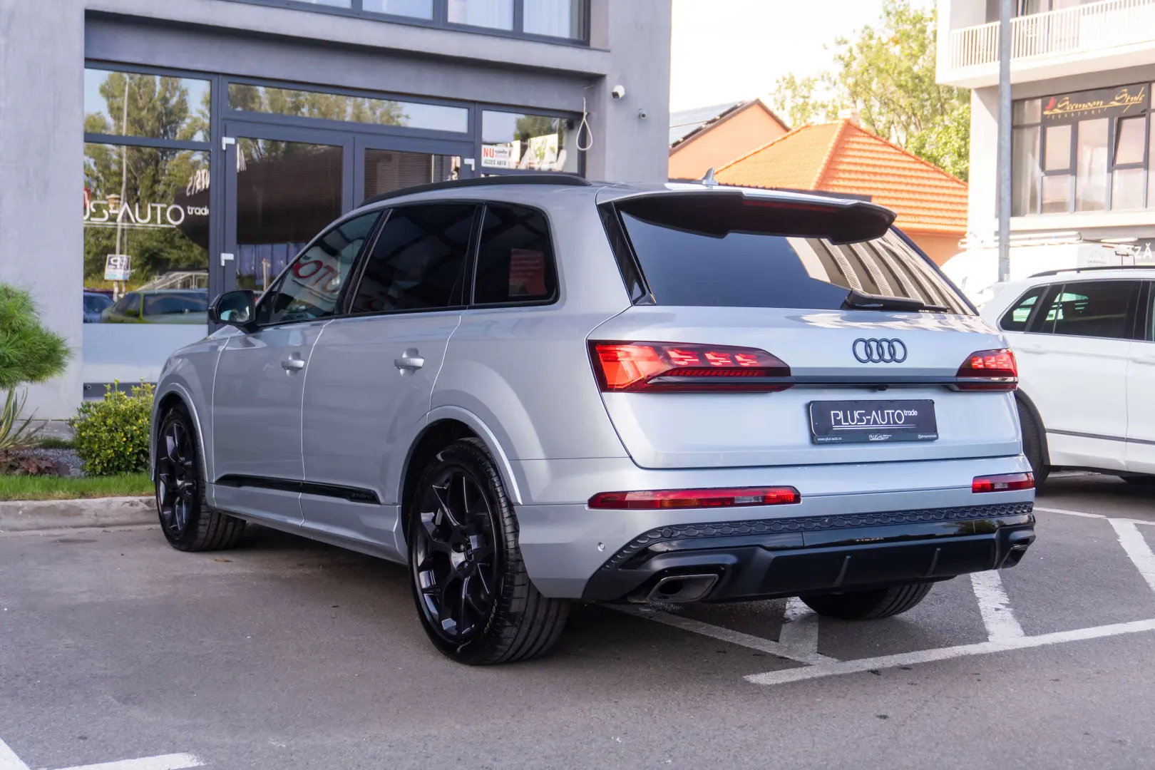 Audi Q7 S-Line 50TDI Quattro 5 seats