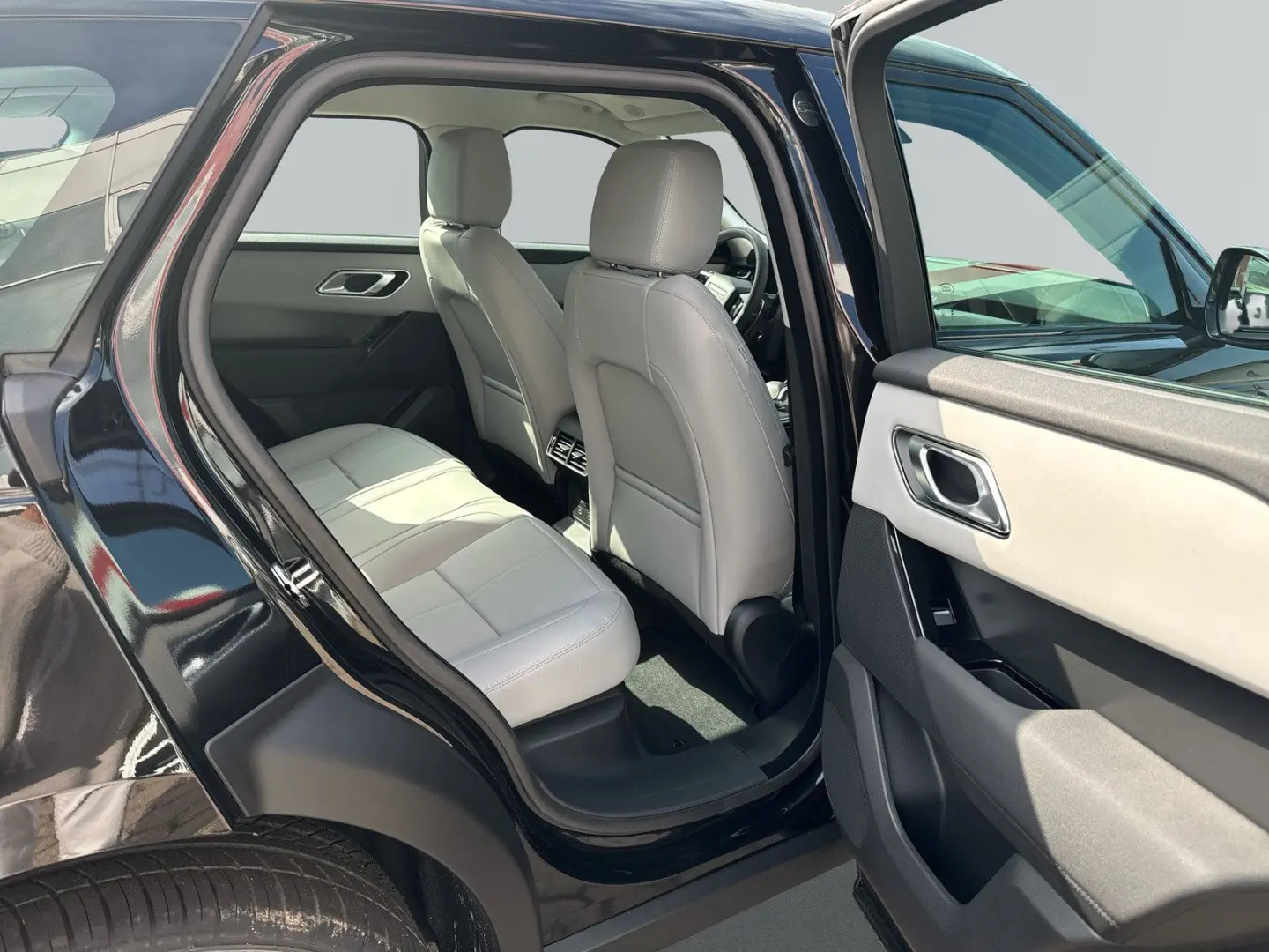 Range Rover Velar P250 R-Dynamic SE *Pano *Headu