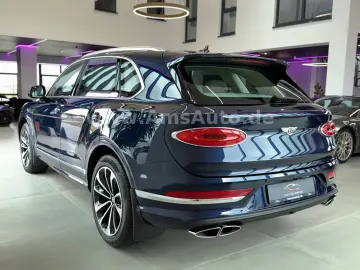 Bentayga 3.0 Hybrid 4WD  Panorama HUD