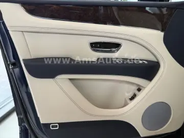 Bentayga 3.0 Hybrid 4WD  Panorama HUD