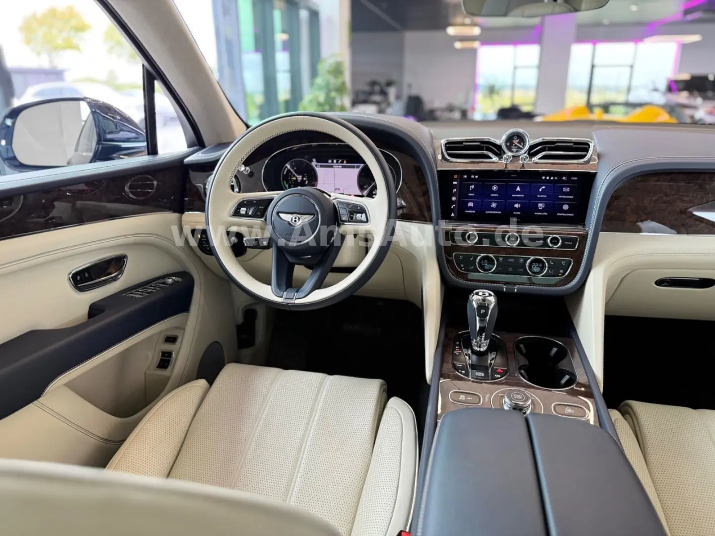 Bentayga 3.0 Hybrid 4WD  Panorama HUD