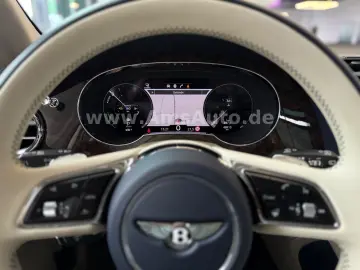 Bentayga 3.0 Hybrid 4WD  Panorama HUD