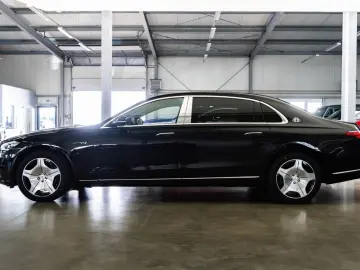 Maybach S 680 4M / MY 2025 / Rear Axle Steering