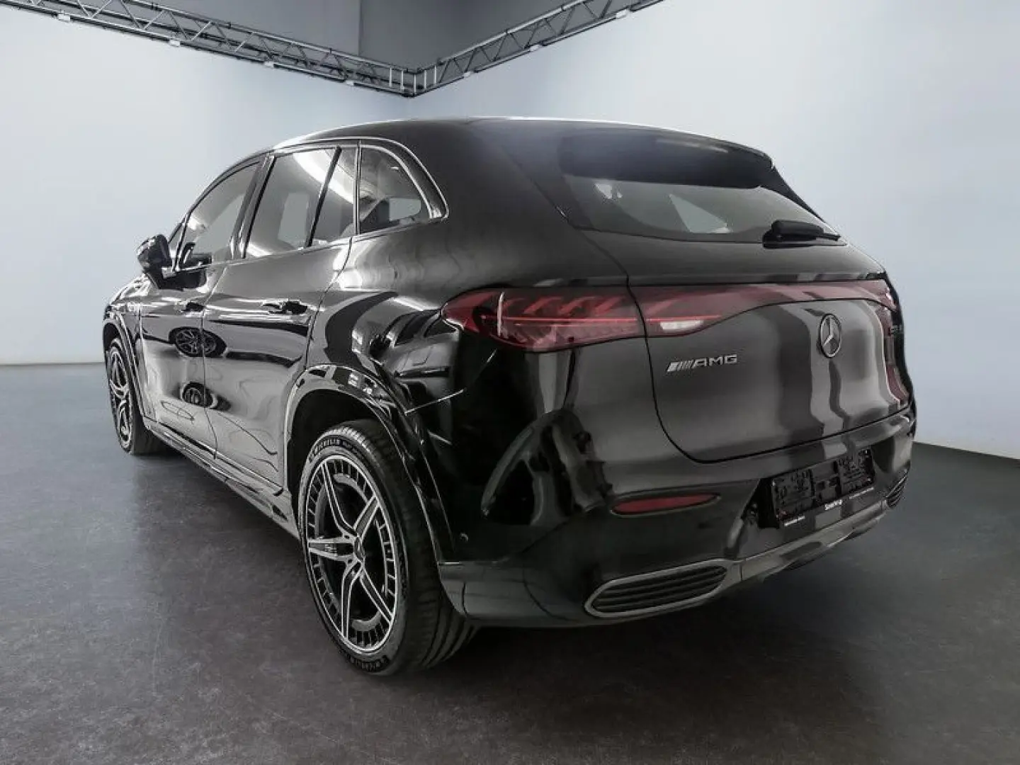 EQE 43 AMG 4M SUV , BURM NIGHT PREMIUM DISTR