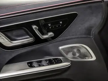 EQE 43 AMG 4M SUV , BURM NIGHT PREMIUM DISTR