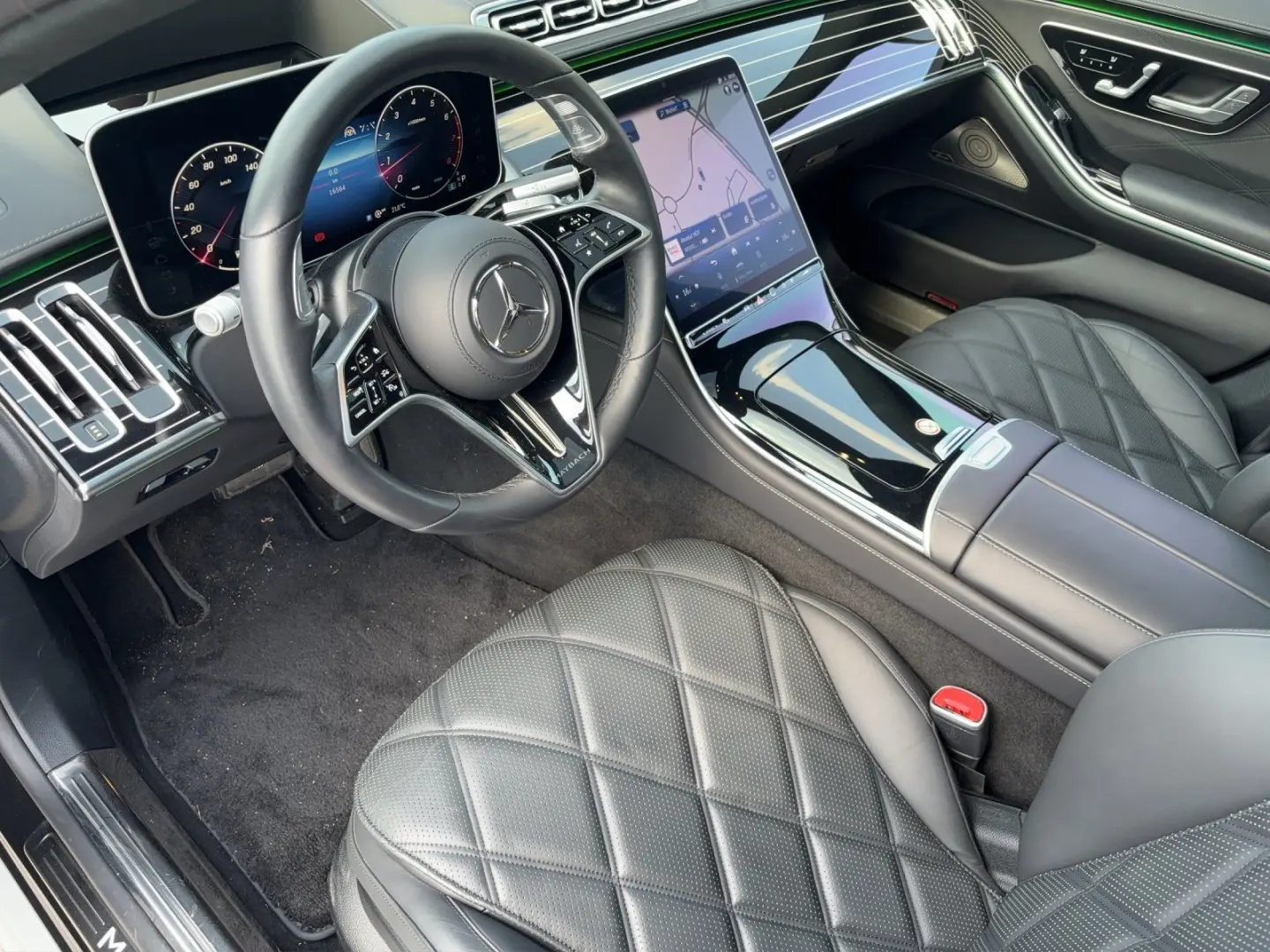 S580 Maybach TwoTone FirsClass FondTV DRIVEPILOT