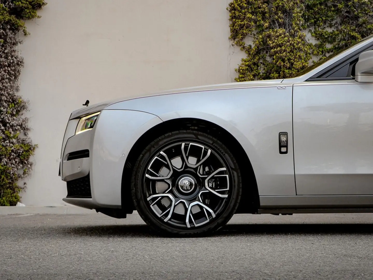 Ghost Black Badge Gallium - Bespoke