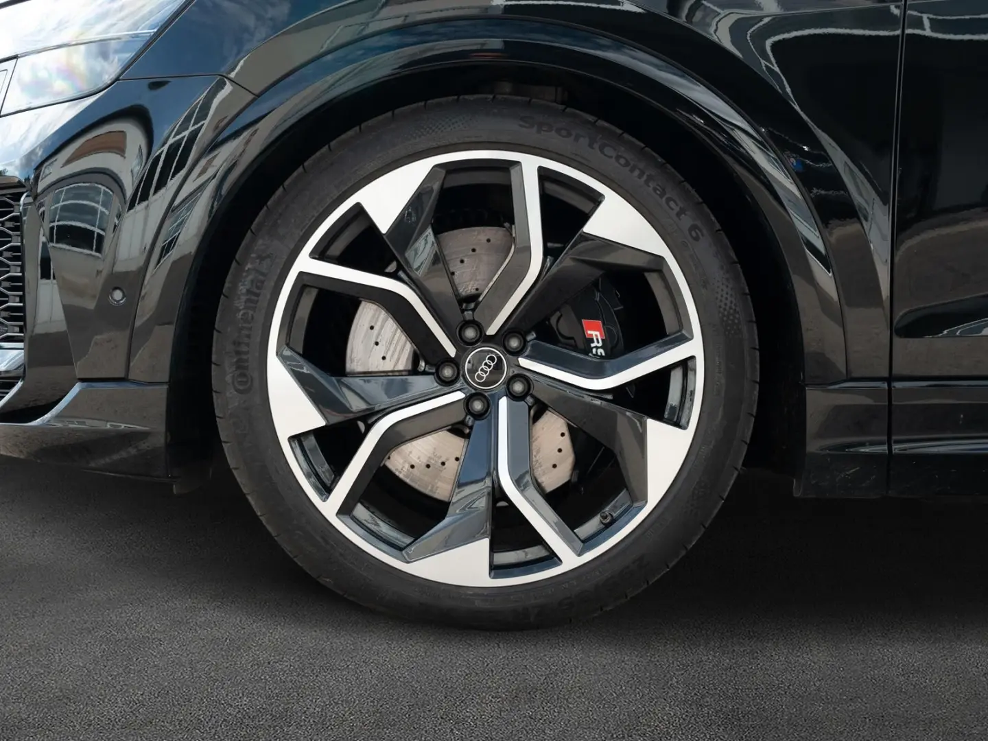 RS Q8 4.0 TFSI quattro 23