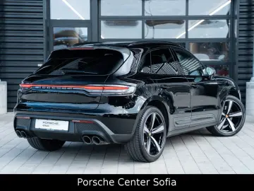 Macan T