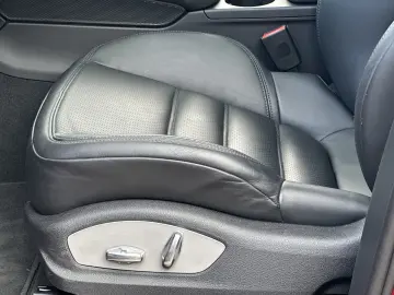 Macan T BOSE*PANORAMA*KAMERA*RELING*21 RS SPYDER