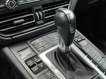 Macan GTS | Panorama Dachsystem | BOSE |