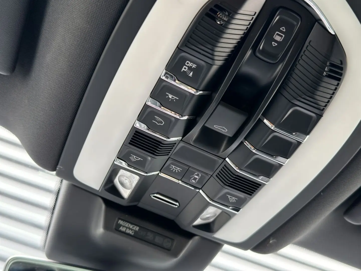 Macan GTS | Panorama Dachsystem | BOSE |