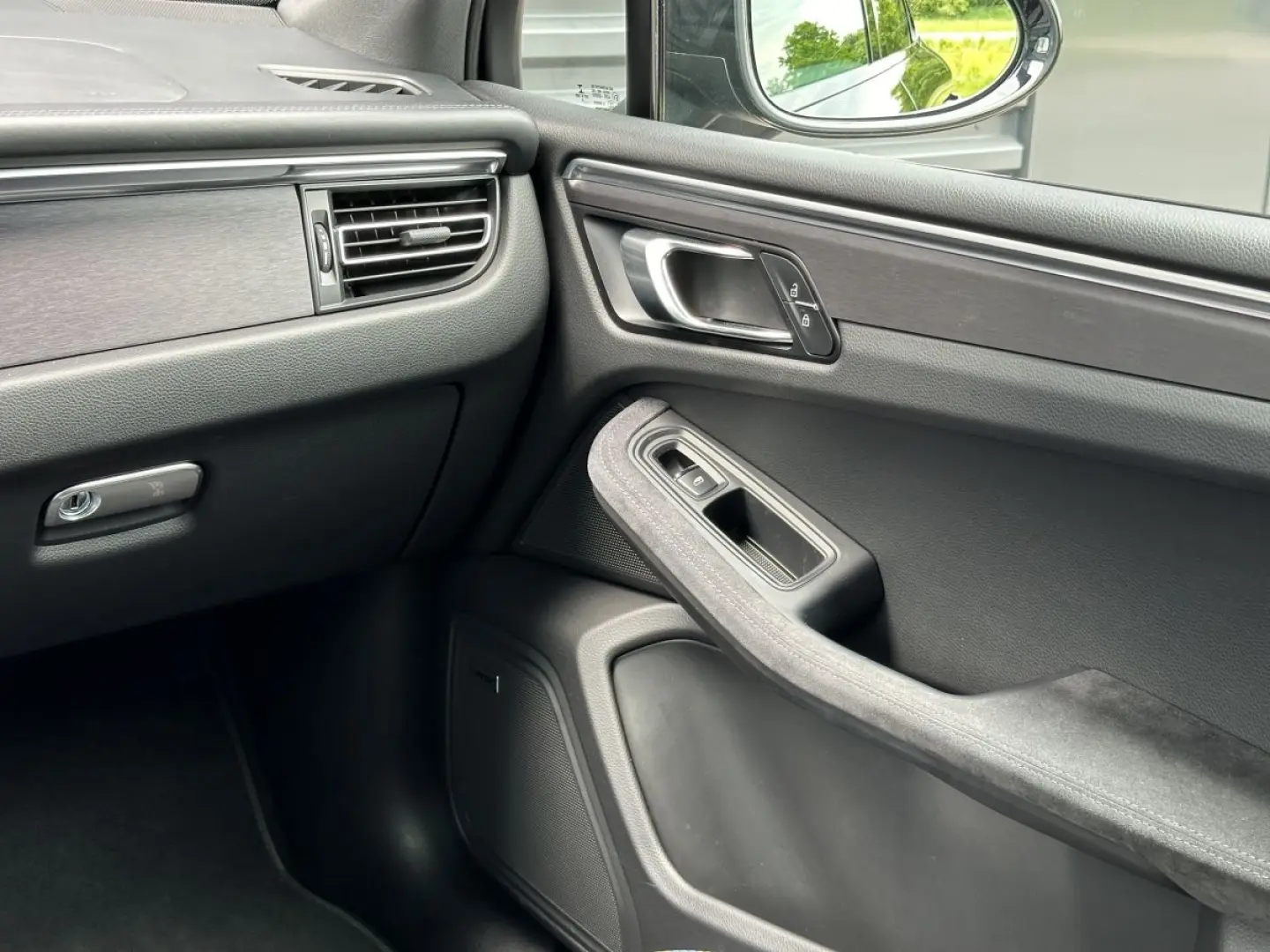 Macan GTS | Panorama Dachsystem | BOSE |