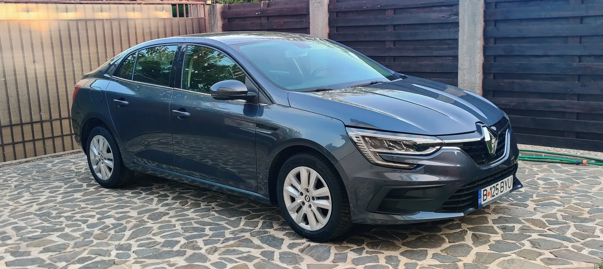 Megane - provenienta: Romania - Stare impecabila