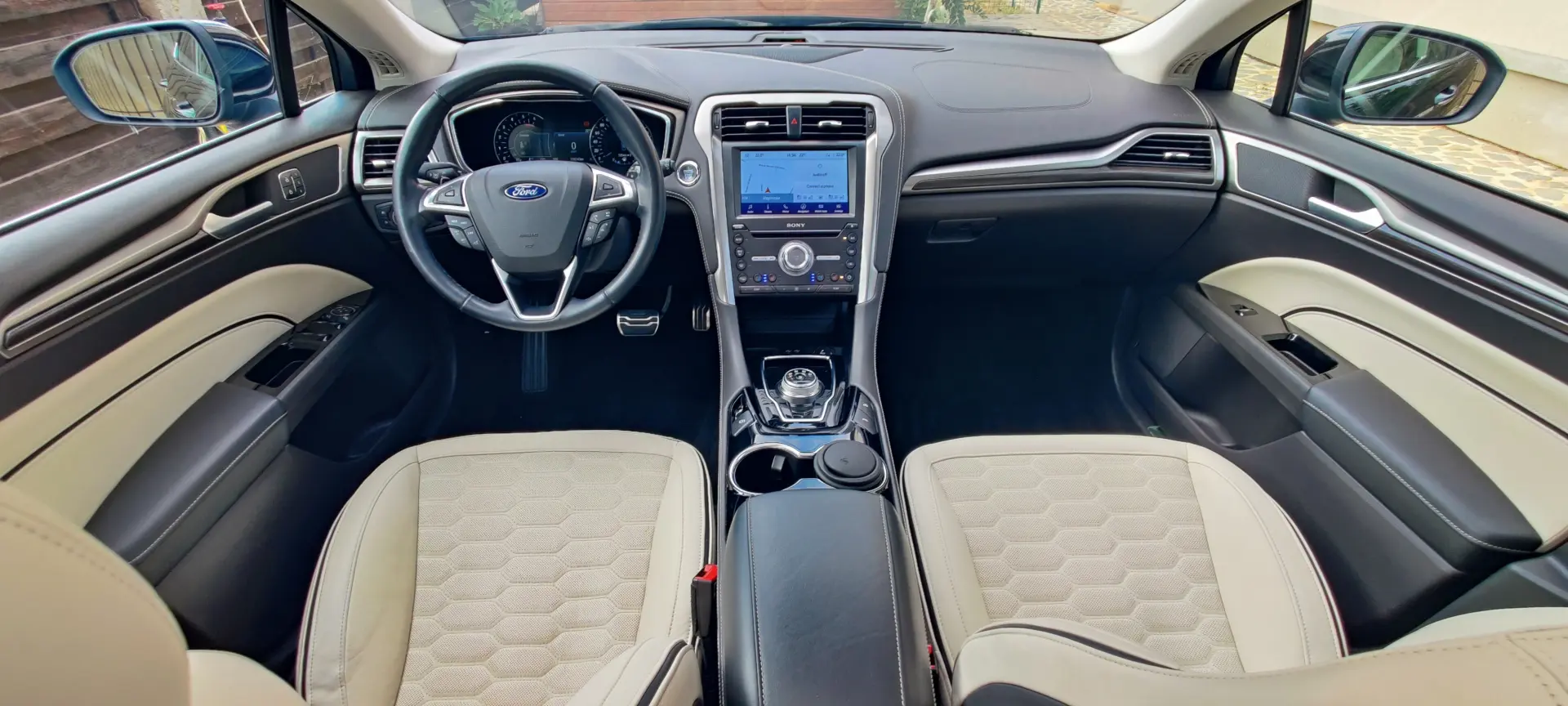 VIGNALE - 190 CP - Full Option - Panoramic