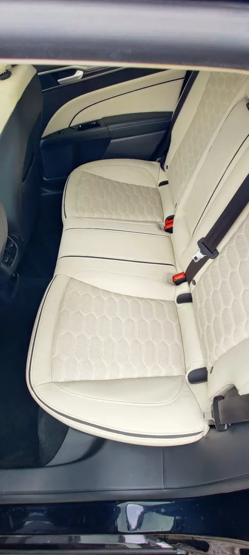 VIGNALE - 190 CP - Full Option - Panoramic