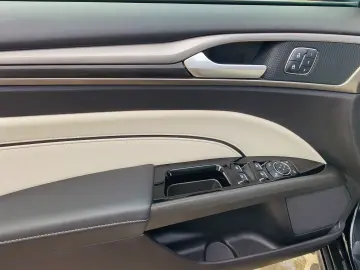 VIGNALE - 190 CP - Full Option - Panoramic