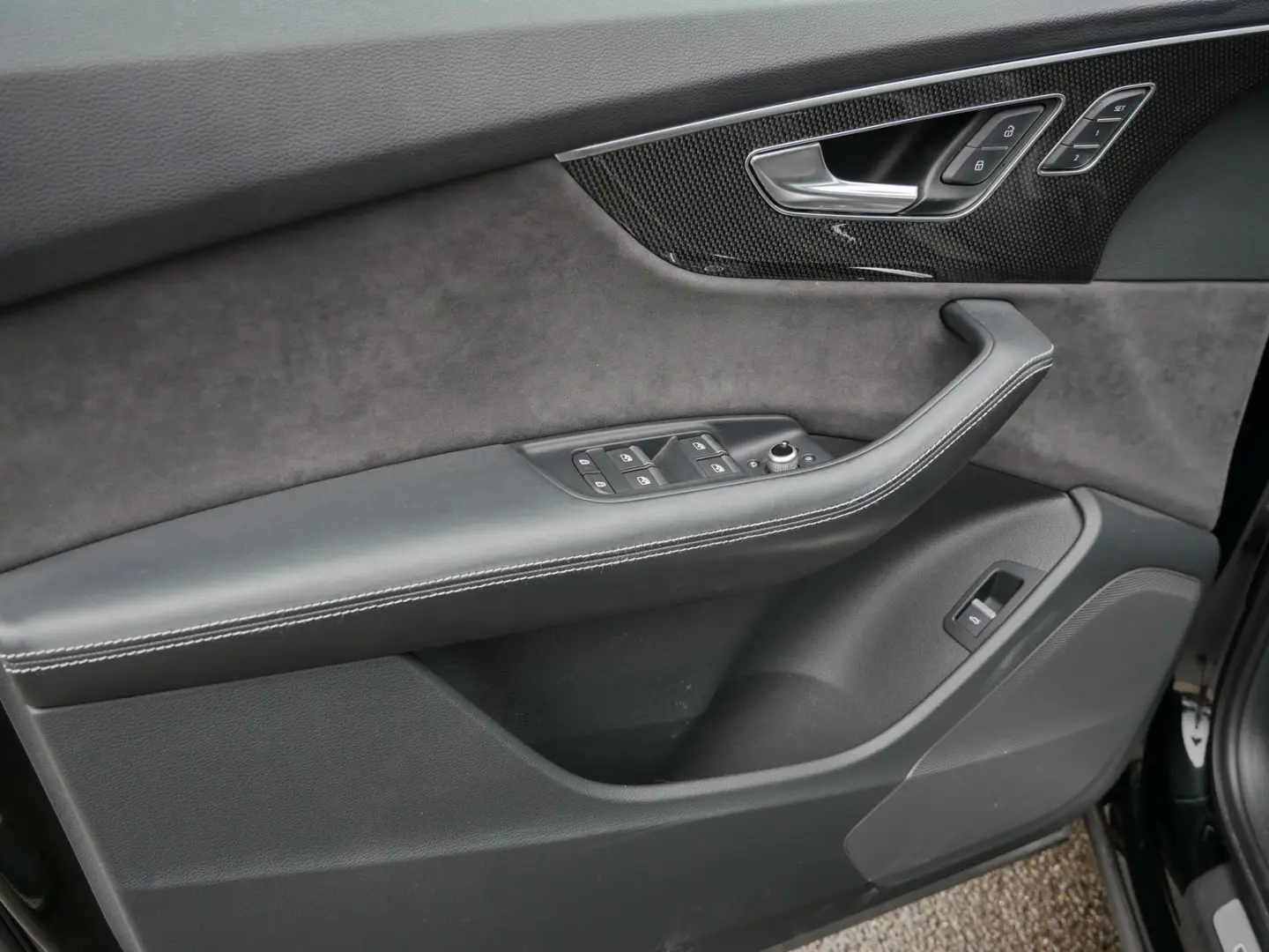 Audi SQ7 S-Line 7Sitze*HuD*Pano*S