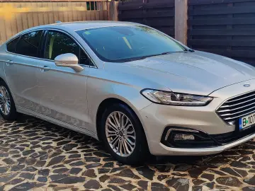 Mondeo TITANIUM -  AWD - 190 CP - Tapiserie piele