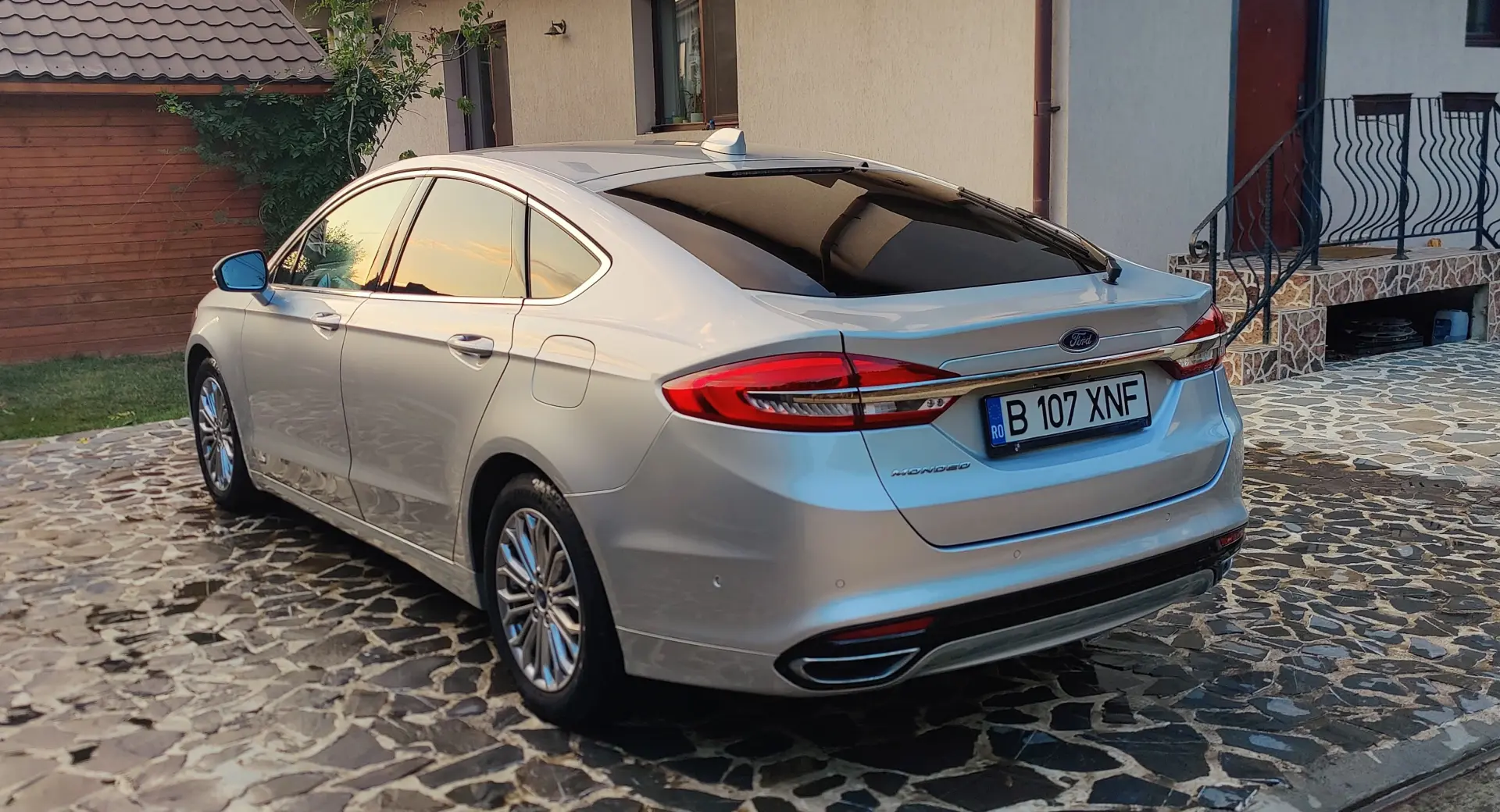 Mondeo TITANIUM -  AWD - 190 CP - Tapiserie piele