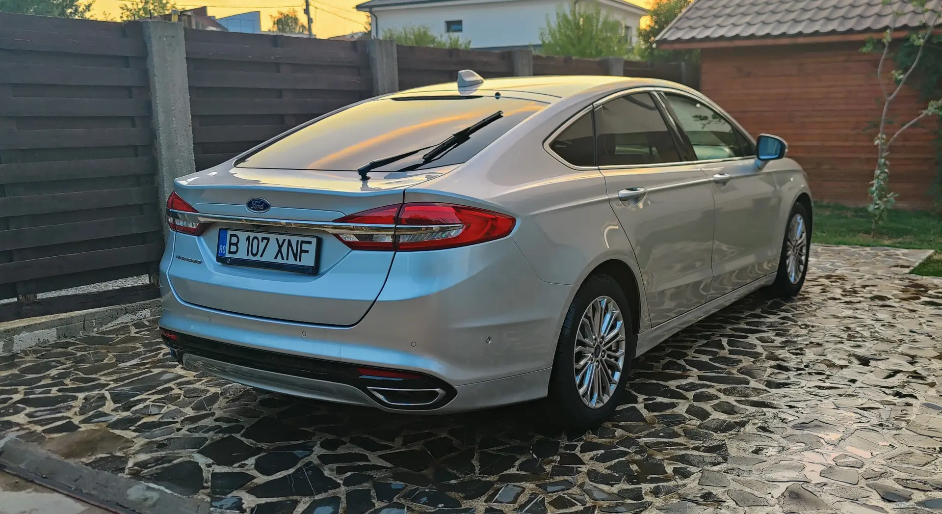 Mondeo TITANIUM -  AWD - 190 CP - Tapiserie piele