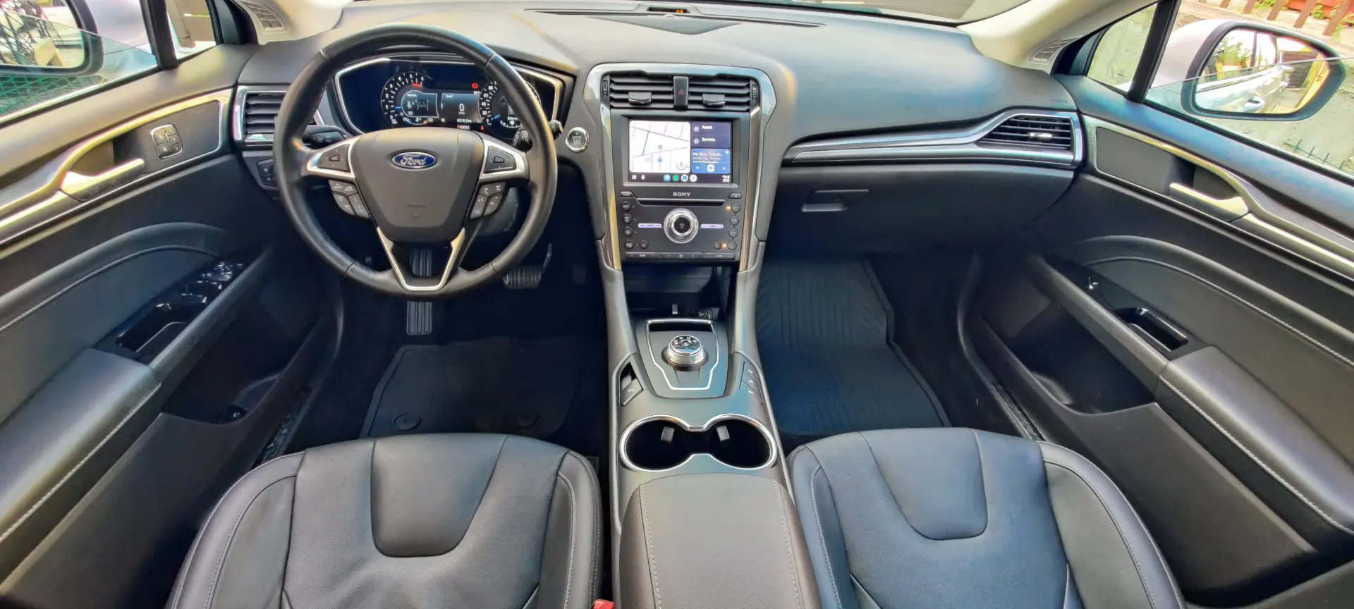 Mondeo TITANIUM -  AWD - 190 CP - Tapiserie piele