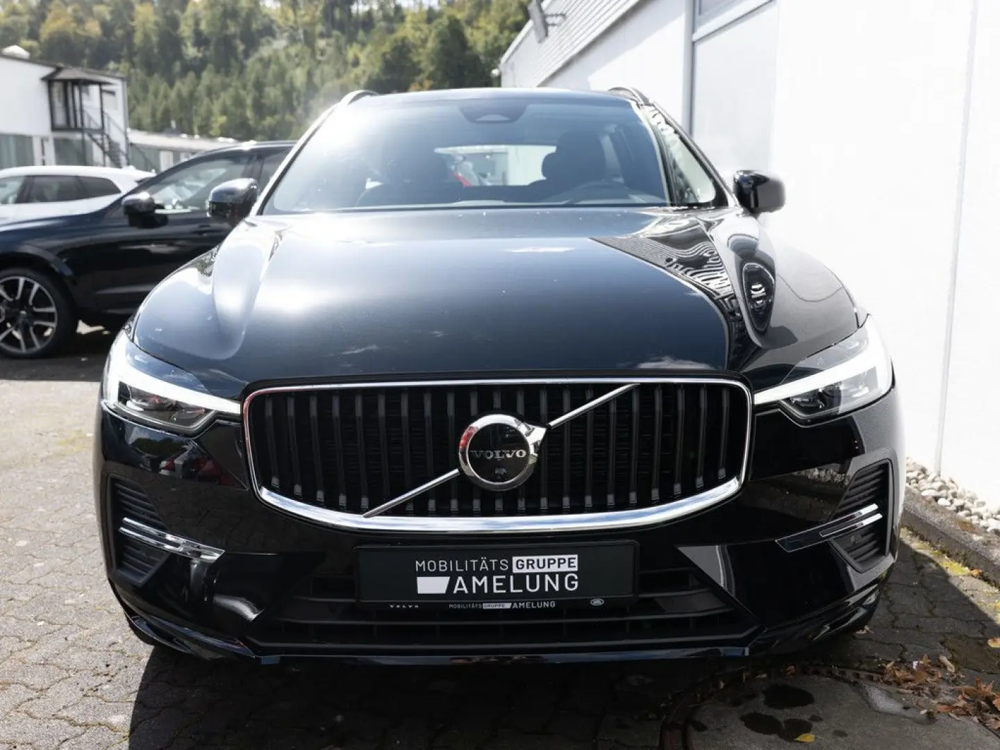 XC60 B4 Momentum Pro AWD SHZ NAVI AHK FACEL. LED