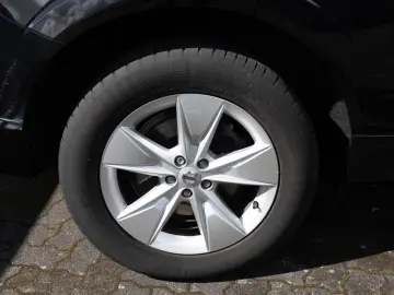 XC60 B4 Momentum Pro AWD SHZ NAVI AHK FACEL. LED