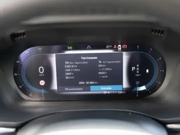 XC60 B4 Momentum Pro AWD SHZ NAVI AHK FACEL. LED