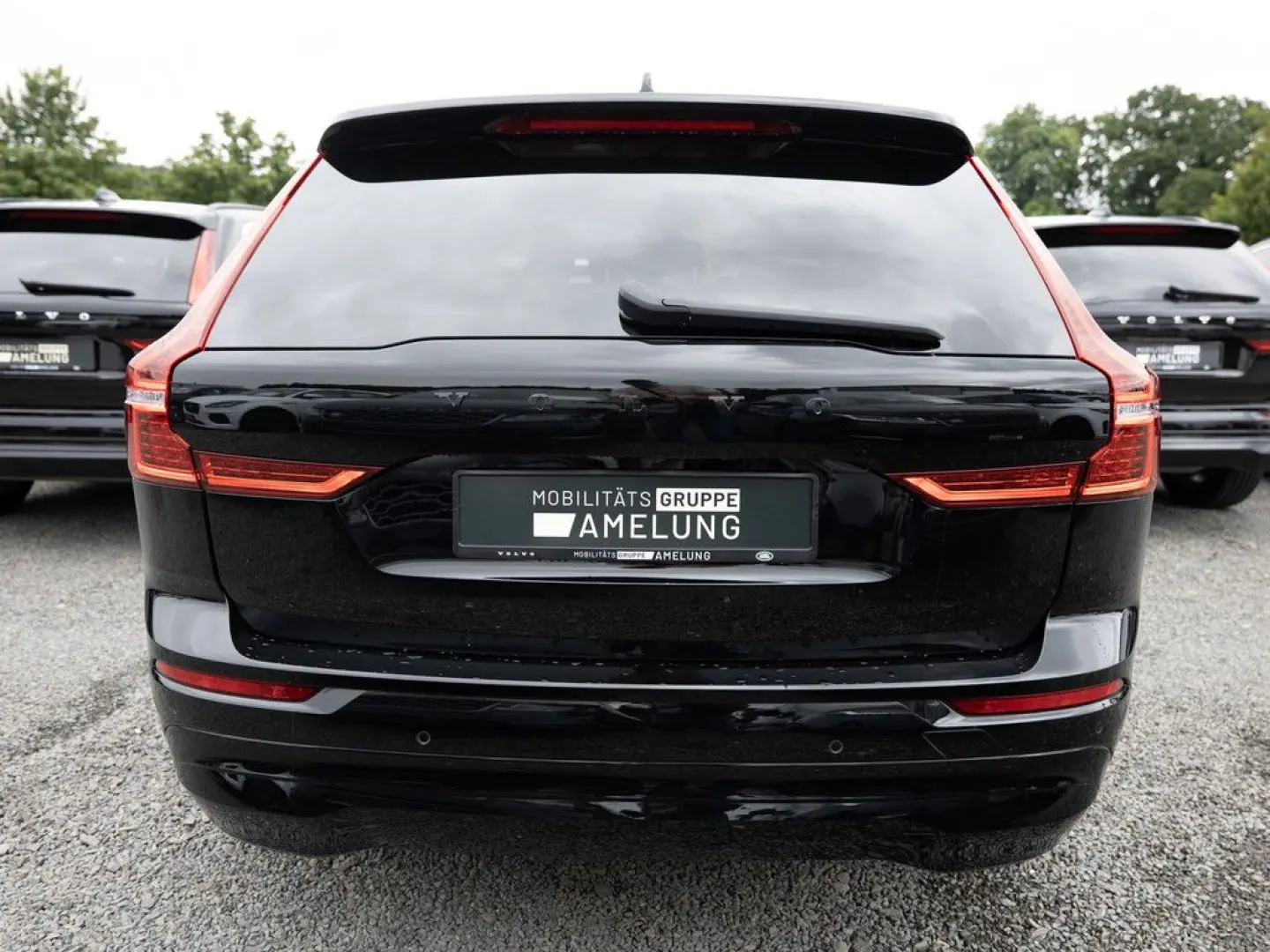 XC60 B4 D AWD Core aus 1.Hand SHZ AHK FACEL. LED