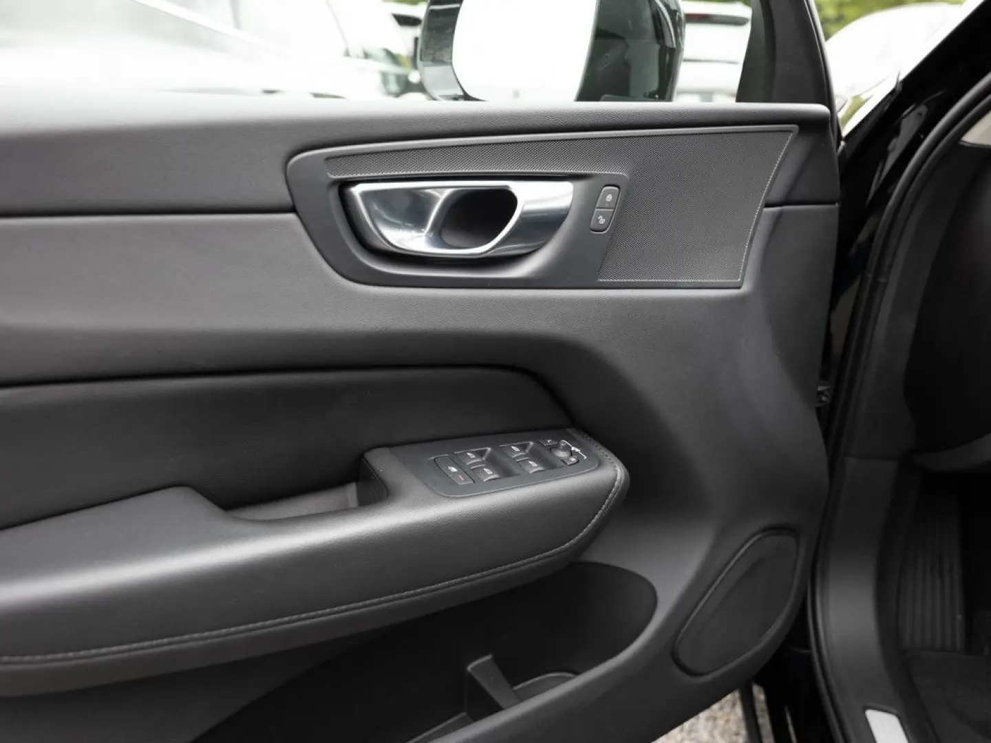 XC60 B4 D AWD Core aus 1.Hand SHZ AHK FACEL. LED