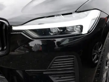 XC60 B4 D AWD Core aus 1.Hand SHZ AHK FACEL. LED