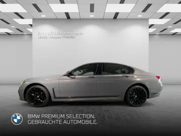 730d xDrive Limousine M Sport Standheizung AHK
