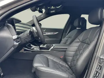 740d xDrive Limousine M Sport DA Prof. PA Prof. 
