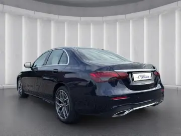 E 300 AMG+DISTRONIC+360°KAMERA+AHK+FAHRASSISTENZ