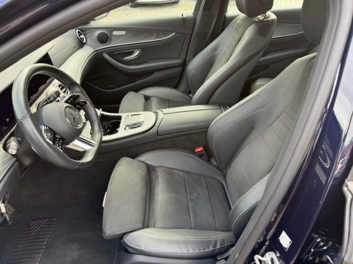 E 300 AMG+DISTRONIC+360°KAMERA+AHK+FAHRASSISTENZ